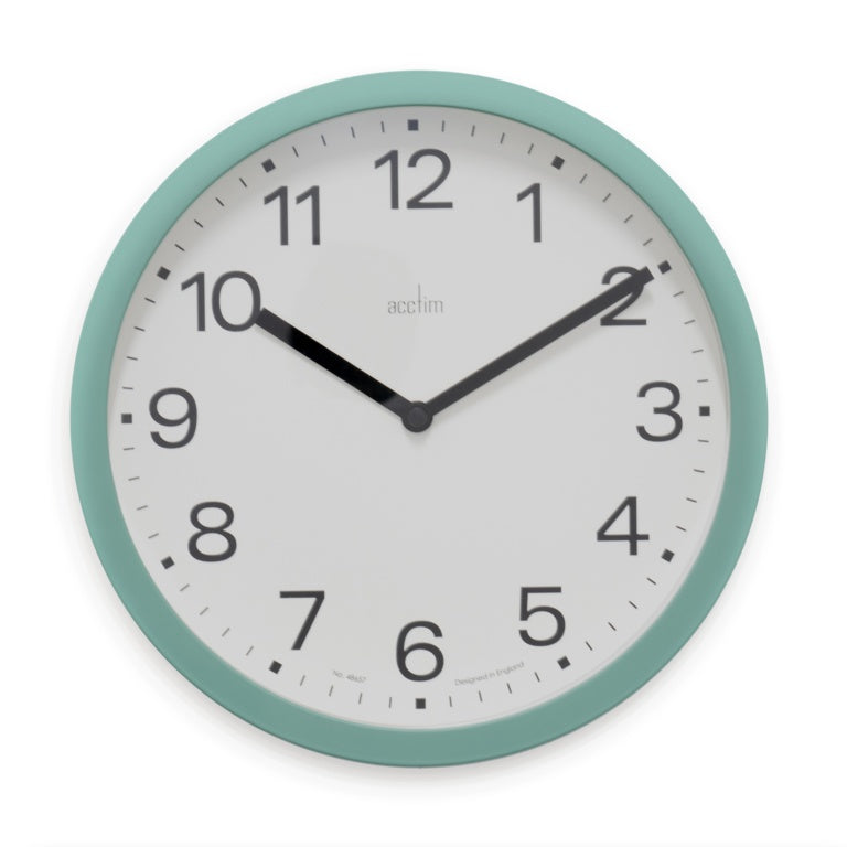 Renhold Sweep Wall Clock