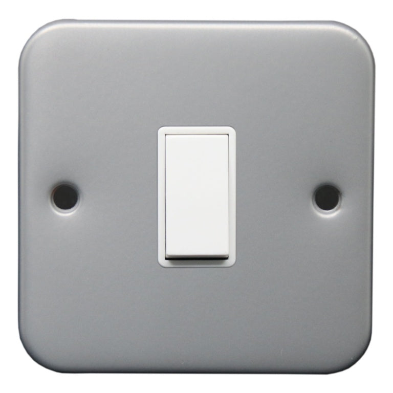 Metal Clad 1 Gang 2 Way Switch