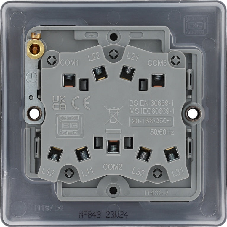 Triple Switch 16ax 2 Way