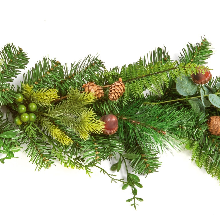 Acorn Garland Fern Cones