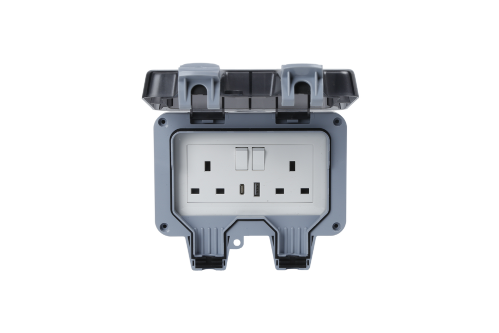 Double Outdoor Weatherproof 2 Gang Switched Socket With USB-A & USB-C